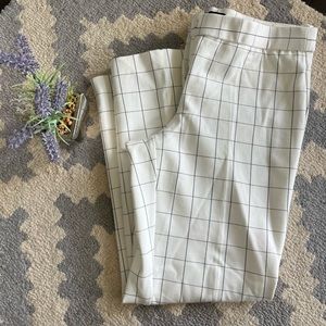 Black and white window pane crop pants by Amanda & Chelsea. Size 8.